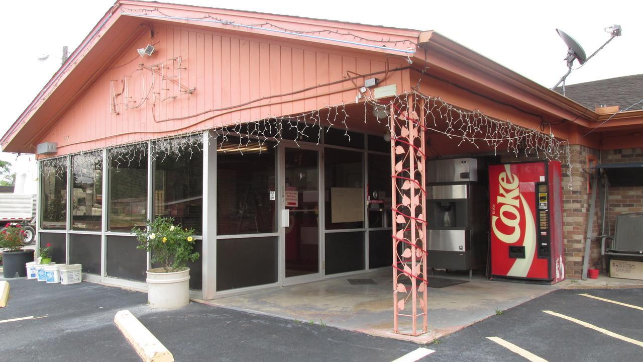 Sportsman'S Motel Eagle Lake Exterior foto